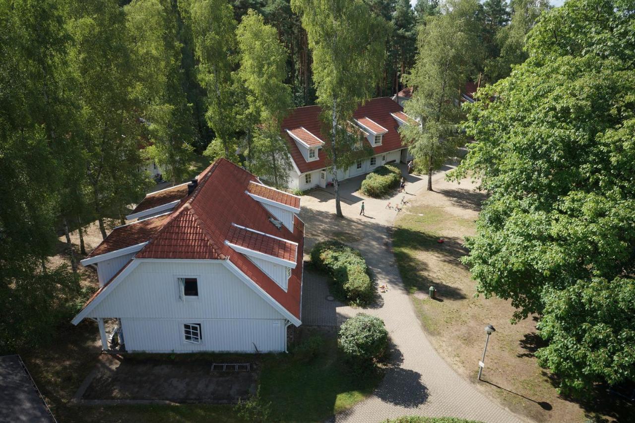 Martas Gaestehaeuser Gross Vaeter See Templin Bagian luar foto